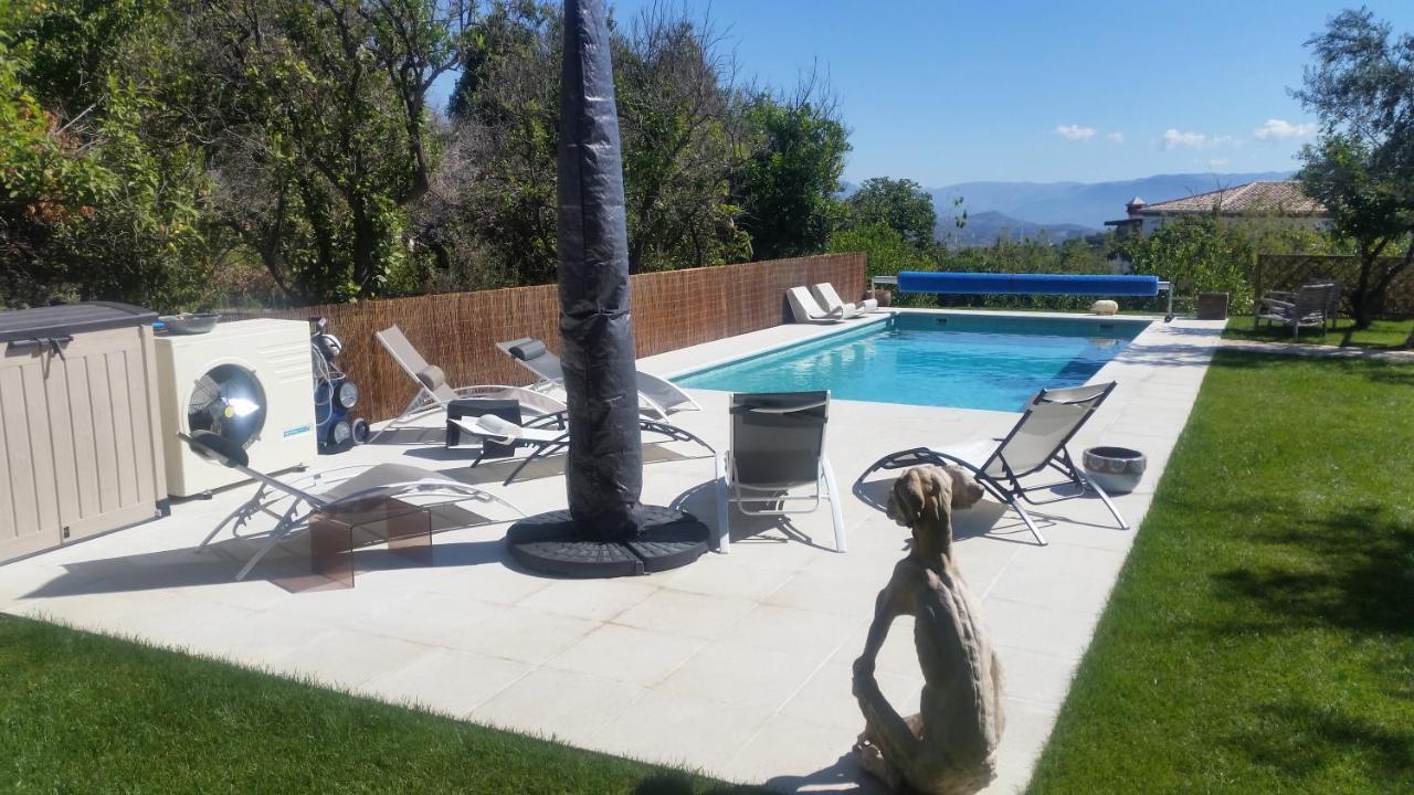 Casa los tejones Pinos del Valle Eksteriør bilde